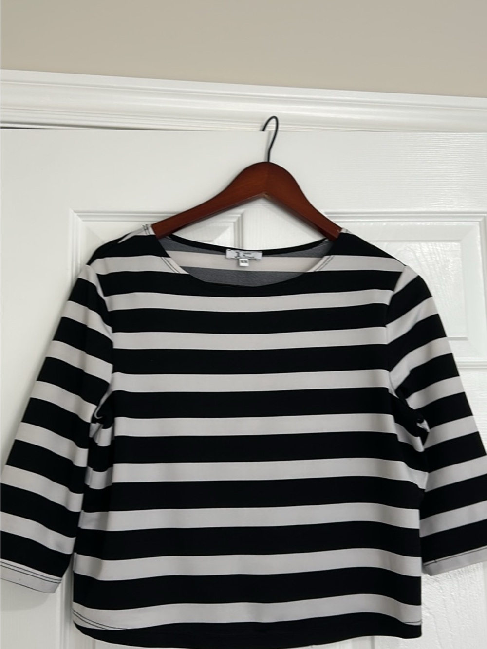 Jules & Leopold Black and White Striped Crop Top